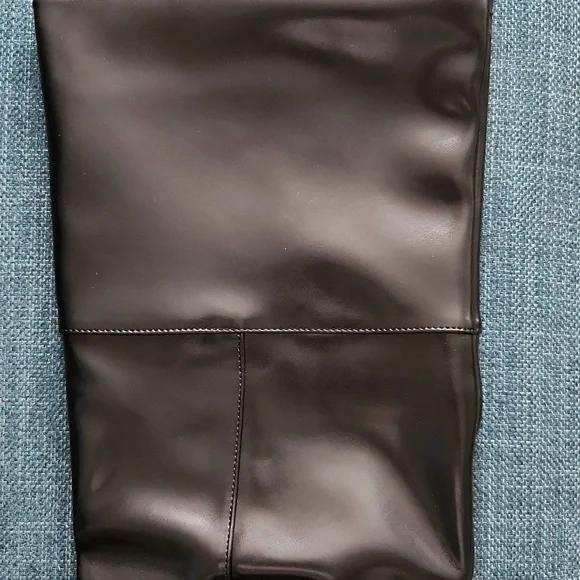 Over The Knee Black Boots - Picture 8 of 13